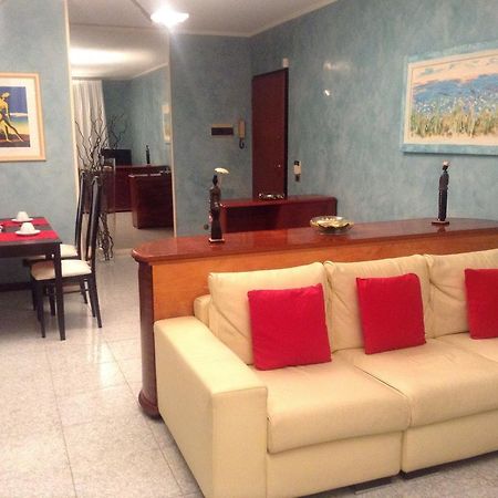 B&B Humana Rozzano Exteriör bild