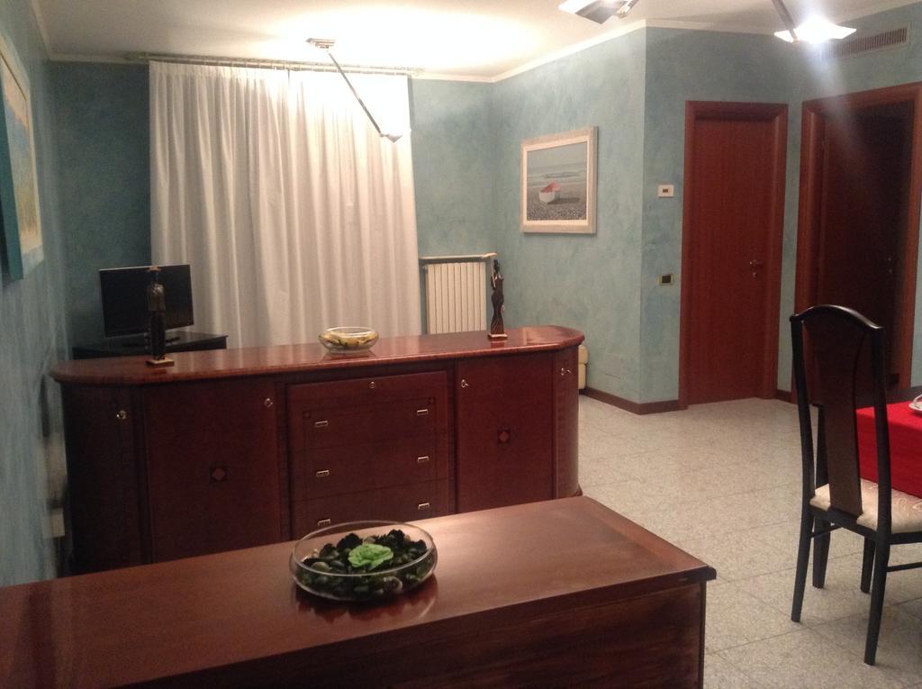 B&B Humana Rozzano Exteriör bild