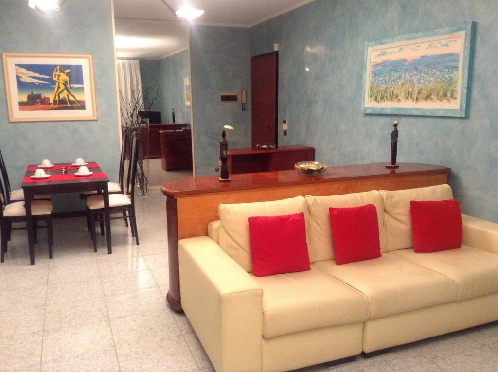 B&B Humana Rozzano Exteriör bild